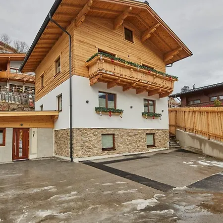 Fuerst Apartment *